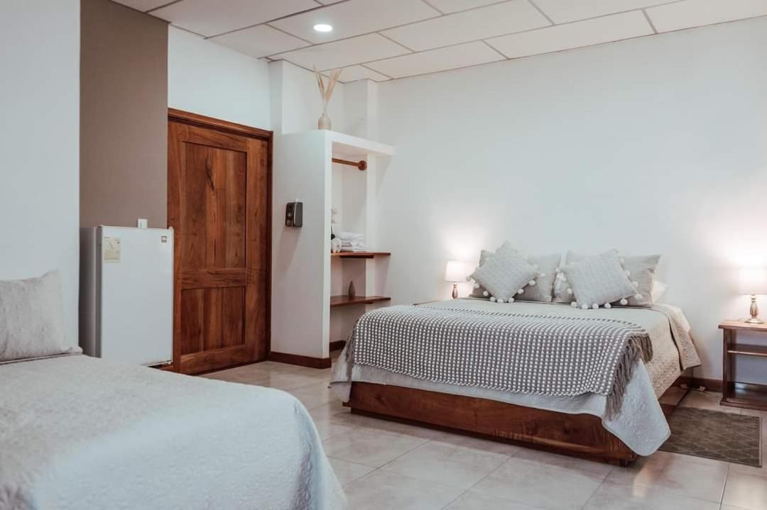 Hotel Ayre By Baltra Puerto Ayora  Extérieur photo