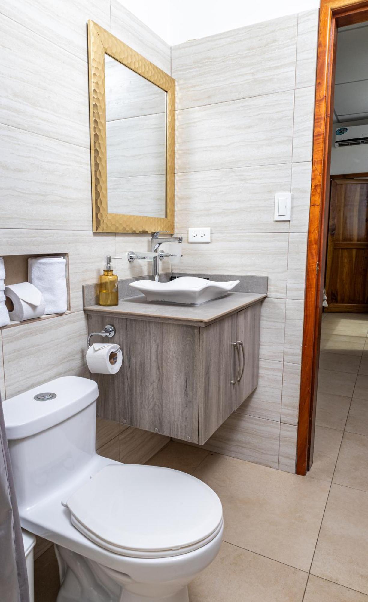 Hotel Ayre By Baltra Puerto Ayora  Extérieur photo